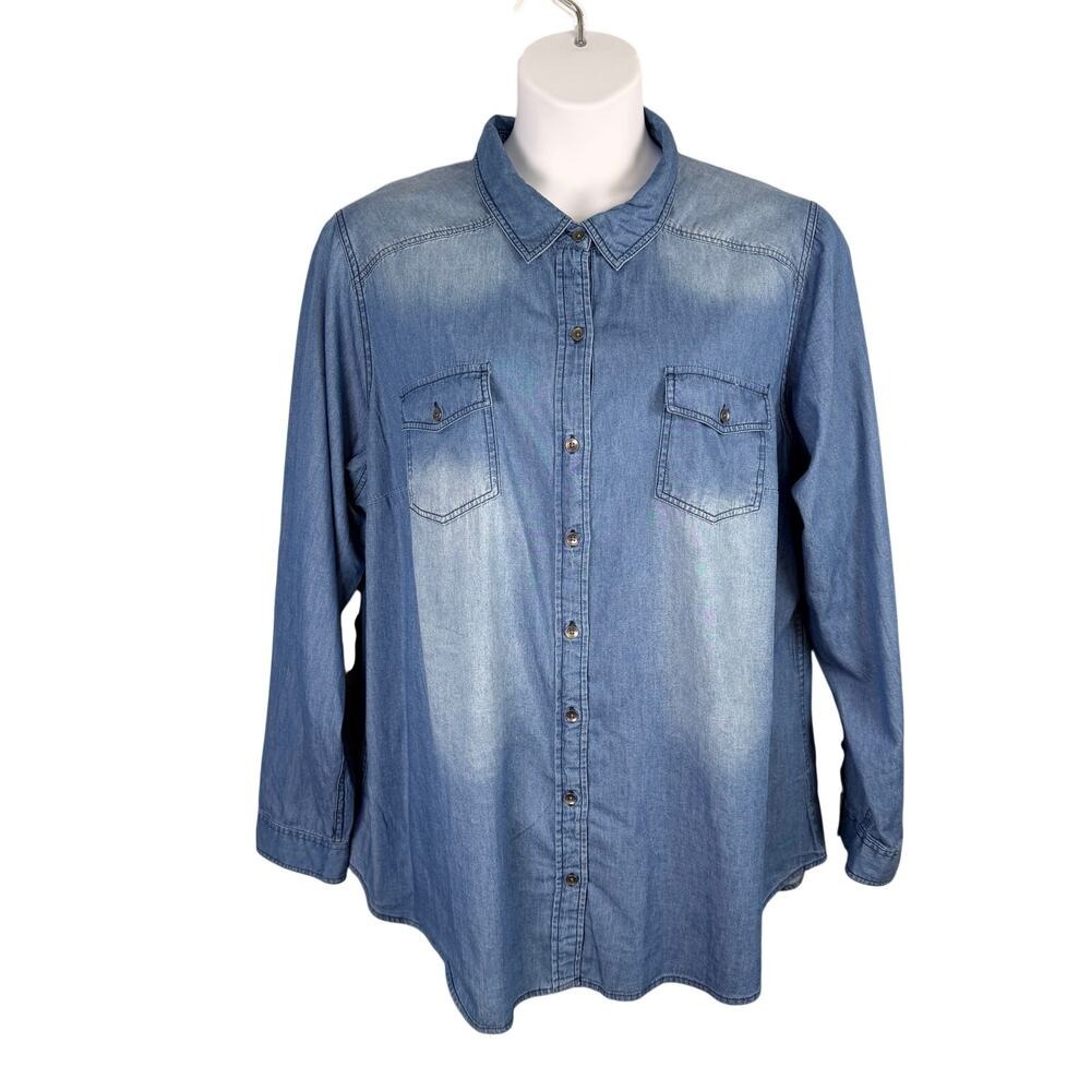 Torrid Shirt Womens 3 3X Blue Medium Wash Denim Color Chambray Cotton‎ Western